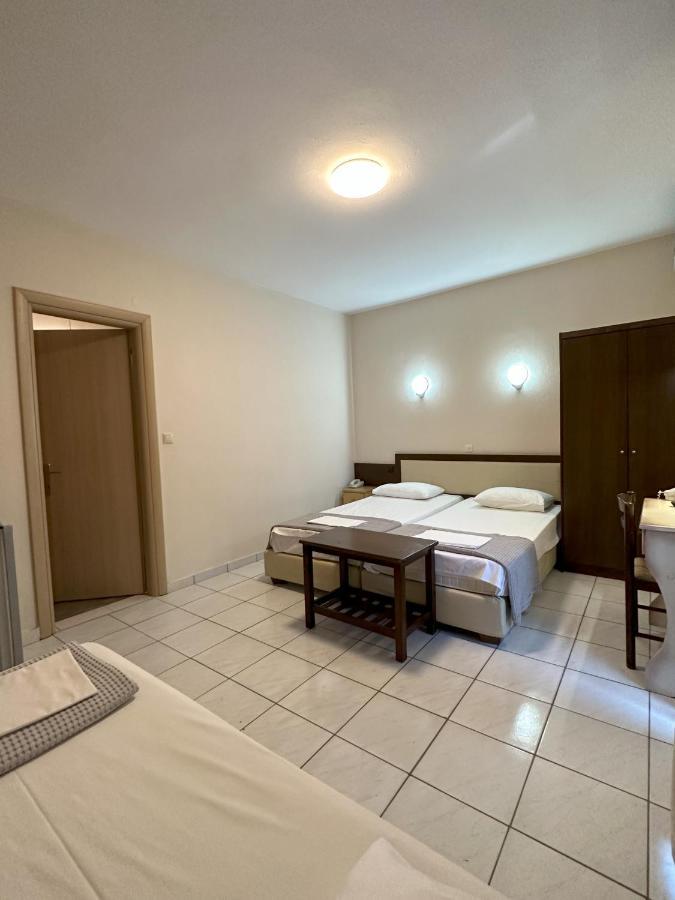 Hotel Afrodite Neoi Poroi Exterior photo